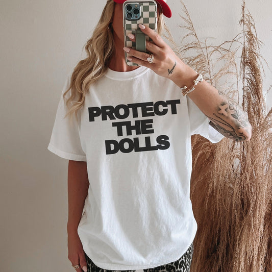 Protect the Dolls – Bio Unisex T-Shirt