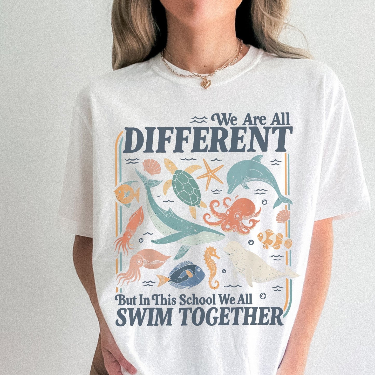 We All Swim Together – Bio Unisex T-Shirt