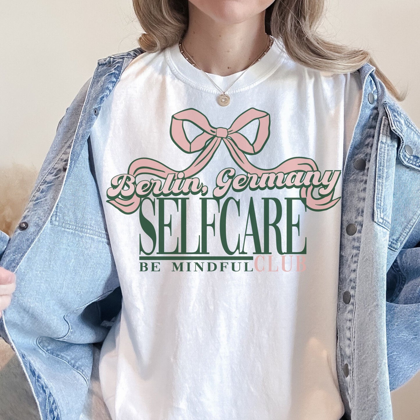 Selfcare Club – Sporty Unisex T-Shirt
