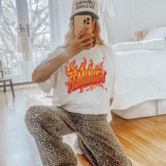 Flaming Feminist – Bio Unisex T-Shirt